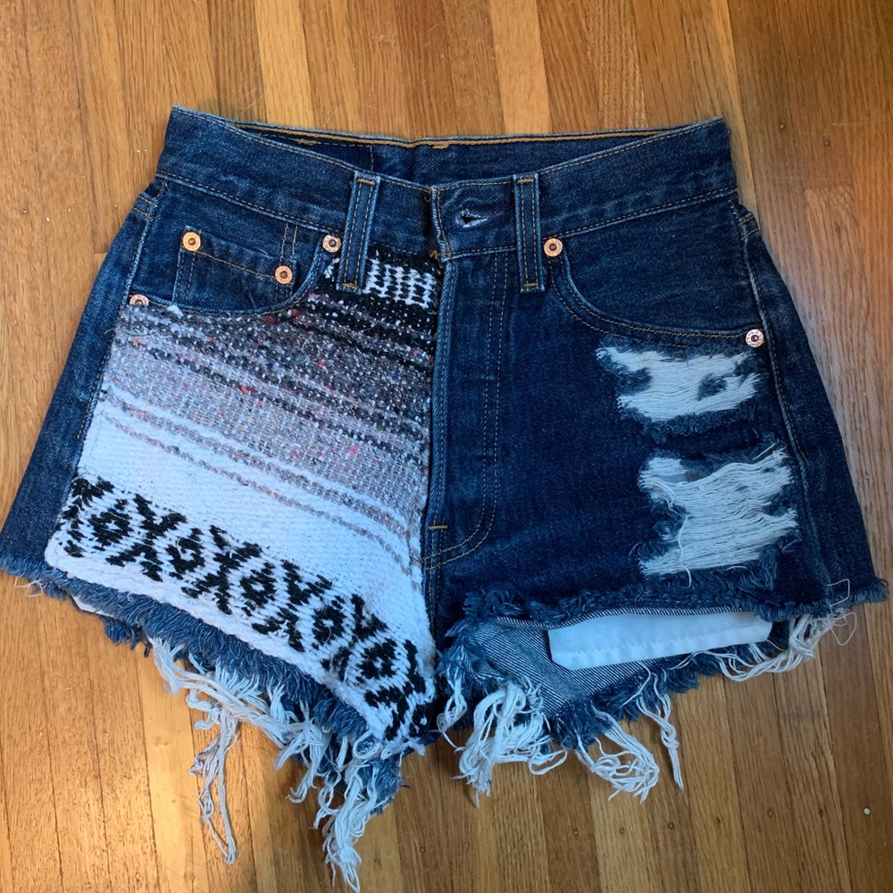 Levi’s 501 boho style shorts